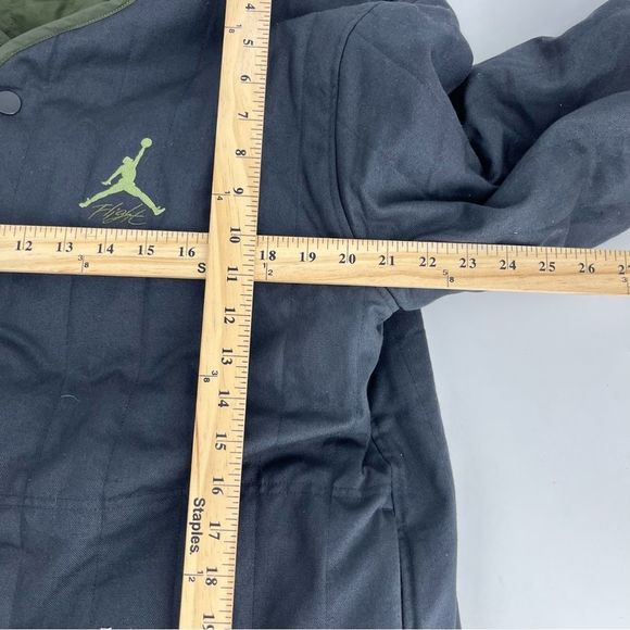 Nike Air Jordan Jacket Mens Medium Black Green Flight Heritage Reversible Liner - Picture 9 of 13